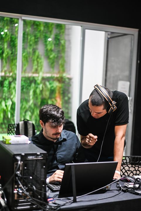 Bastidores de uma operação audiovisual